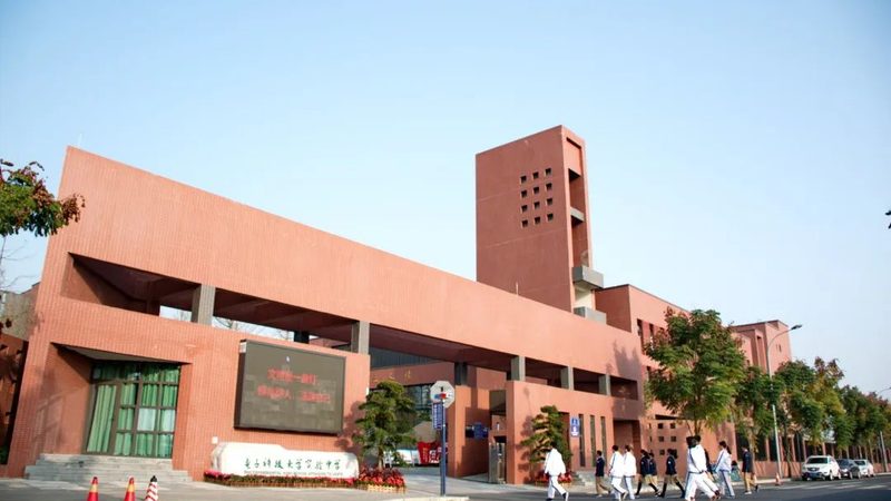 深圳电子产品设计公司服务内容揭秘：从设计到量产的全方位解析